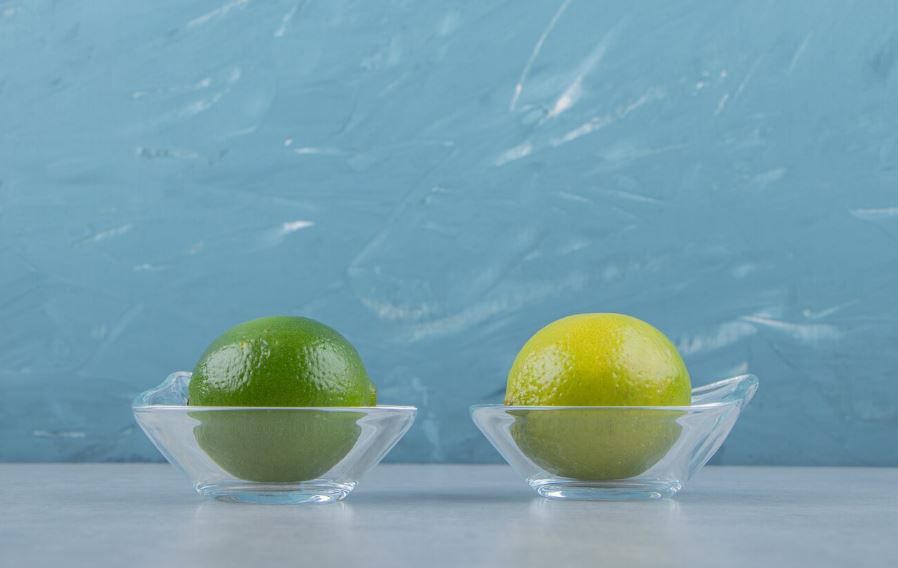 Experts Debate Lemon vs Lime – Which Boosts Weight Loss Faster?